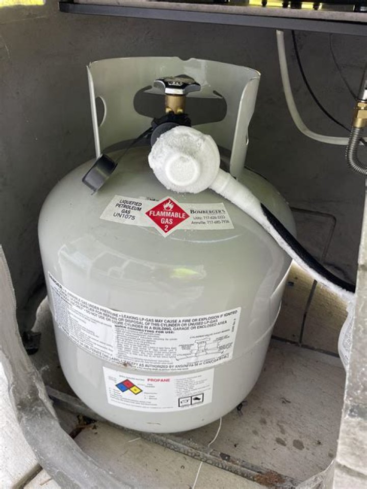 Why does propane tank freeze